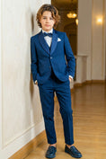 Bild in Galerie-Betrachter laden, Boys Royal Blue With Satin Collar 2-Piece Suit