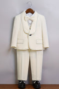 Cargar la imagen en la vista de la galería, Boys Beige Pinstripe 3-Piece Suit for Country Weddings