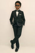 Load image into Gallery viewer, Boys Black Single-breasted 2-piece Suits