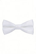Bild in Galerie-Betrachter laden, Boys White Bow Tie