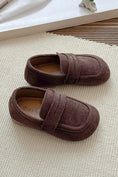 Bild in Galerie-Betrachter laden, Boys Suede Loafers