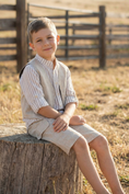 Bild in Galerie-Betrachter laden, Boys Beige Cardigan Vest And Shorts