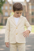 Bild in Galerie-Betrachter laden, Boys Cream 2-piece Suit for Weddings