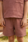Cargar la imagen en la vista de la galería, Boys Dusty Rose Crinkle Linen Short-Sleeve Shirt & Shorts Set