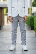 Cargar la imagen en la vista de la galería, Boys White Linen Blazer & Grey Trousers 2-Piece Suit