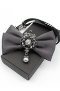 Load image into Gallery viewer, Diamond Brooch and Bow Tie (Unisex)