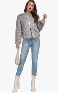 Cargar la imagen en la vista de la galería, Beige Winter Coats Fleece Cropped Jacket
