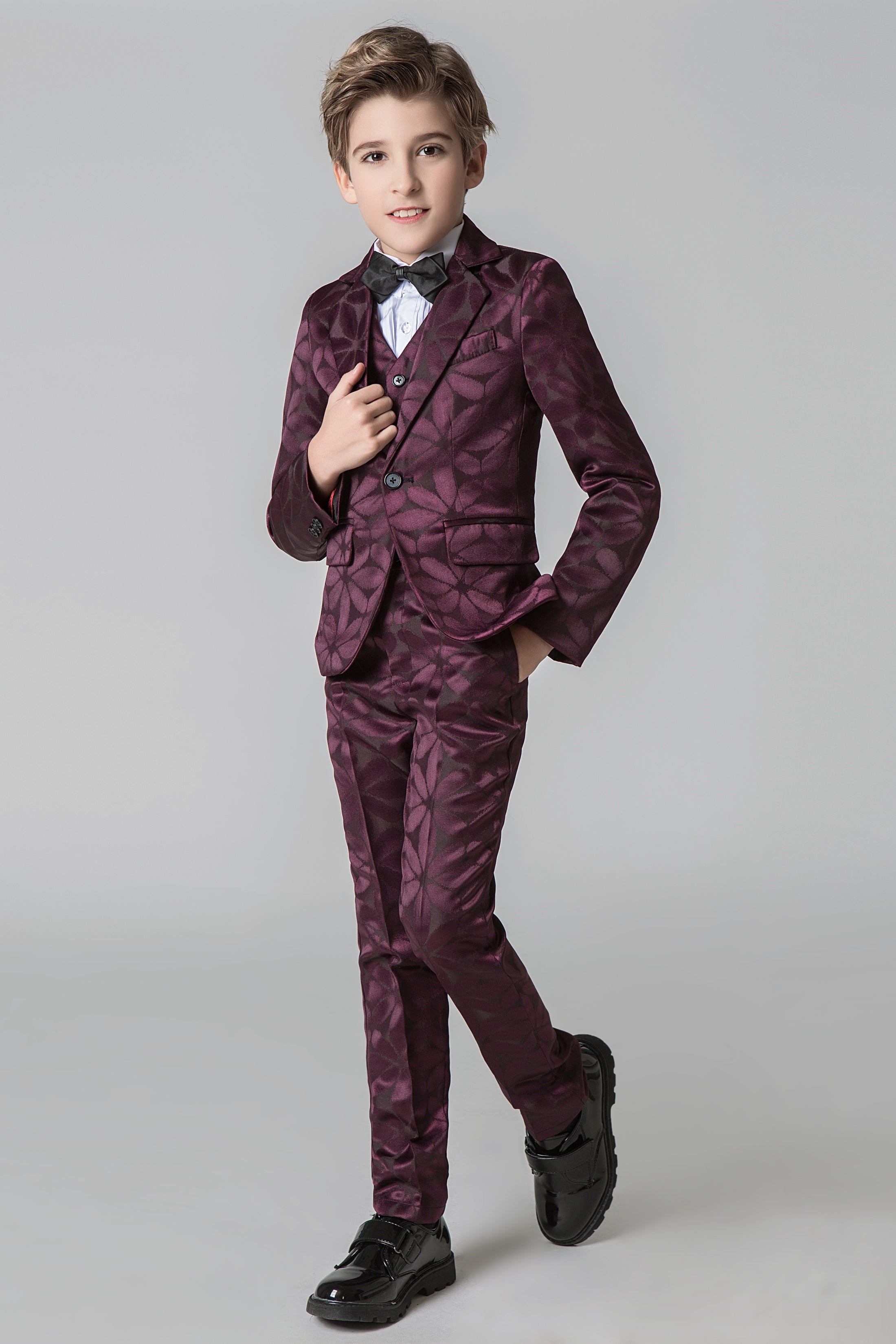 Unique Design Slim Fit Modern 5 Piece Boys Suits