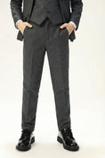 Gallery viewerに画像を読み込む, Boys Charcoal Tweed 3-Piece Suit with Notch Lapel
