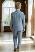 Cargar la imagen en la vista de la galería, Boys Sky Blue Pinstripe Double-Breasted 2-Piece Suit for Grand Indoor Weddings
