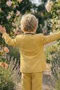 Gallery viewerに画像を読み込む, Boys Lemon Yellow With Black Trim Single-Breasted 2-Piece Suit
