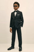 Load image into Gallery viewer, Boys Black Single-breasted 2-piece Suits
