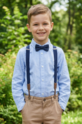 Load image into Gallery viewer, Boys' Fashionable And Minimalist Sky Blue Pure Cotton Shirt

