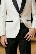 Cargar la imagen en la vista de la galería, Boys White And Black Satin Tuxedo Jacket
