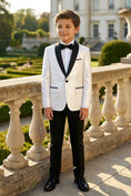 Cargar la imagen en la vista de la galería, Boys White And Black Satin Tuxedo Jacket
