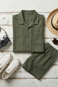 Gallery viewerに画像を読み込む, Boys Olive Green Textured Short-Sleeve Shirt & Shorts Set
