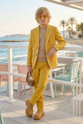 Bild in Galerie-Betrachter laden, Golden Yellow Cotton-Linen Blend Single-Breasted 2-Piece Suit
