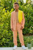 Charger l'image dans la visionneuse de la galerie, Coral Pink And Bright Yellow Double-Breasted 2-Piece Suit
