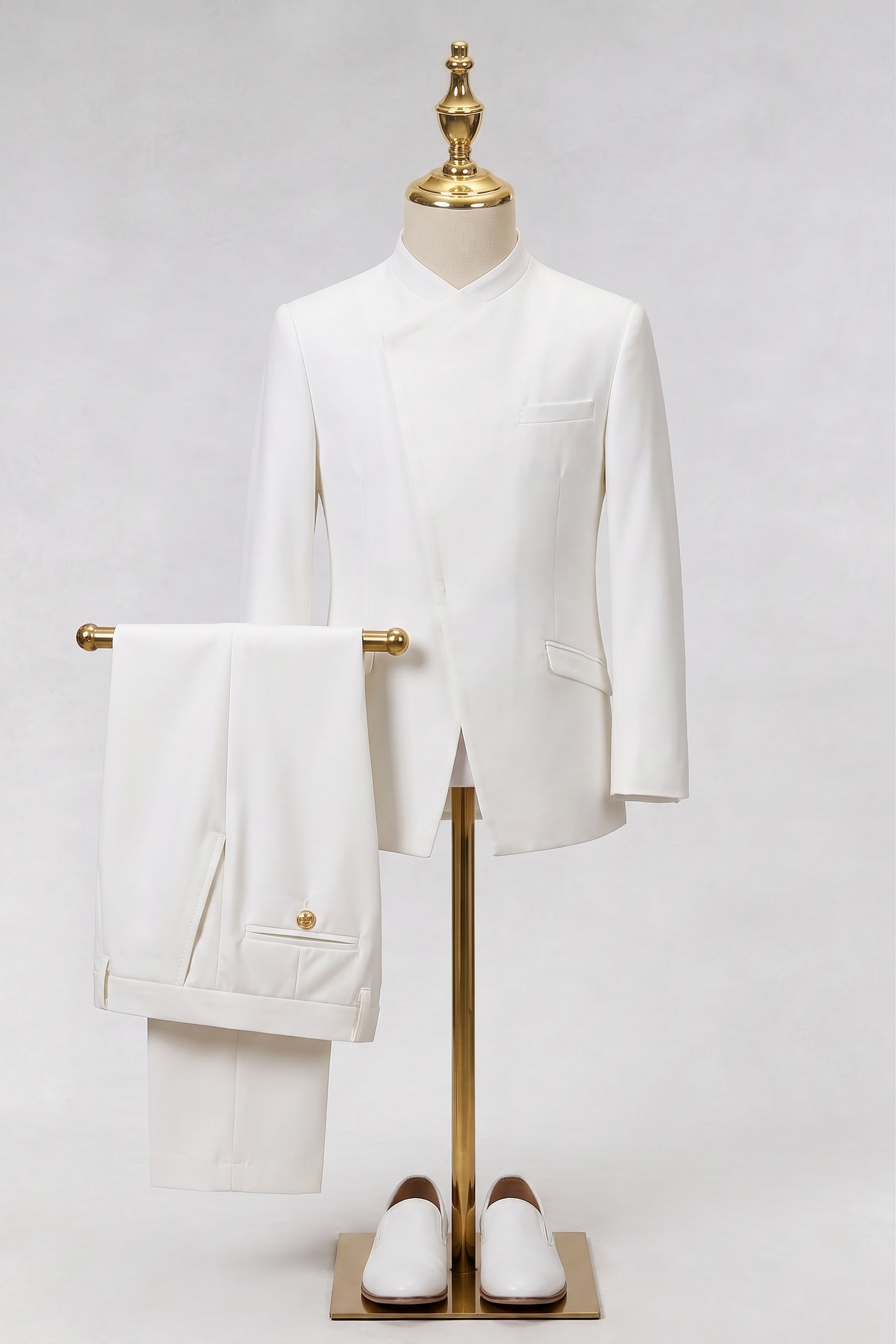 White Crew Neck Serge Concealed Buttons 2-Piece Suit