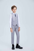 Cargar la imagen en la vista de la galería, Light Grey Classic 4 Piece Boy's Formal Suits With Vest+Pants+Shirt+Tie
