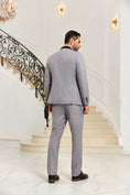 Bild in Galerie-Betrachter laden, Designer Style Unique Design Modern 3 Pieces Men Suits
