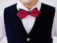 Charger l'image dans la visionneuse de la galerie, Navy Velvet 5 Piece Boy's Formal Boys Suits
