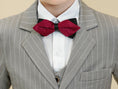 Gallery viewerに画像を読み込む, Light Grey Striped Modern 5 Piece Boy's Formal Suits
